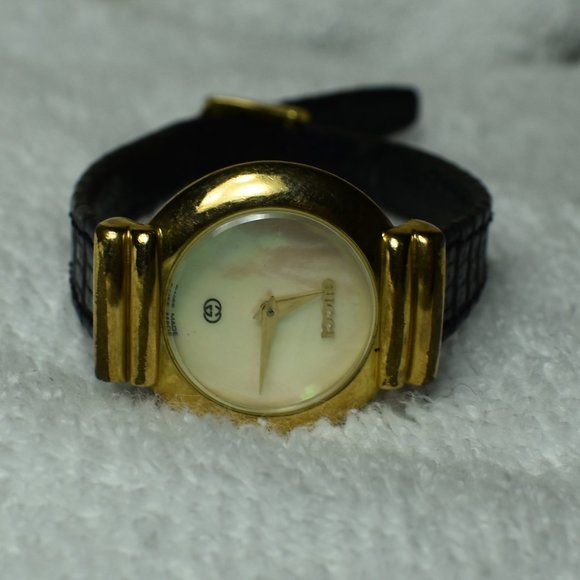 Gucci Watch 14k Gold w Leather Band M.O.P. Face main image 7